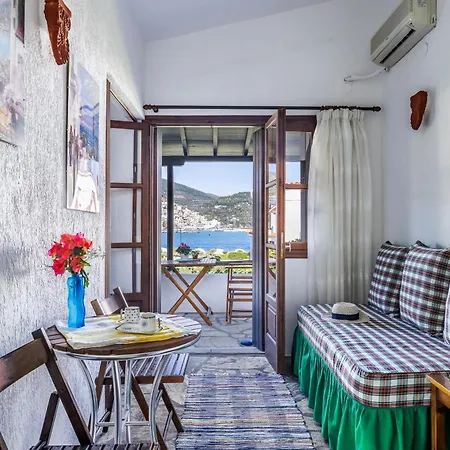 Elpiniki 3* Skopelos