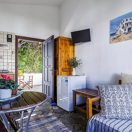 Elpiniki Aparthotel