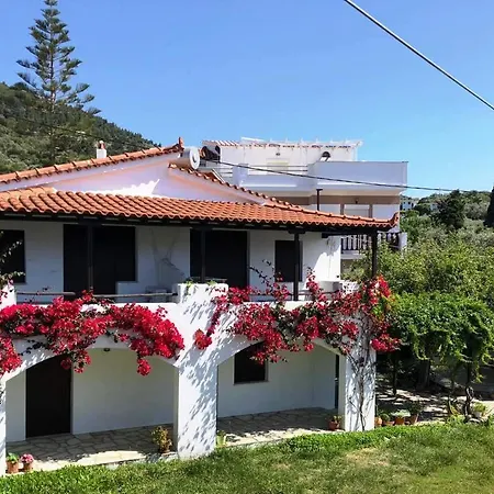 Aparthotel Elpiniki 3*