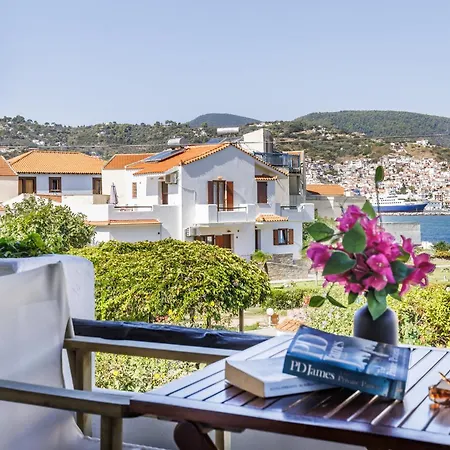 Elpiniki Città di Skopelos