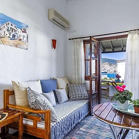 Elpiniki Aparthotel